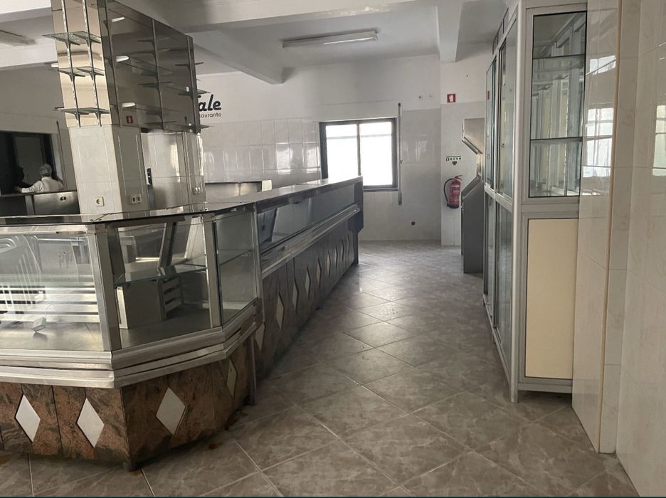 Alugrer de cafe e  Snack bar