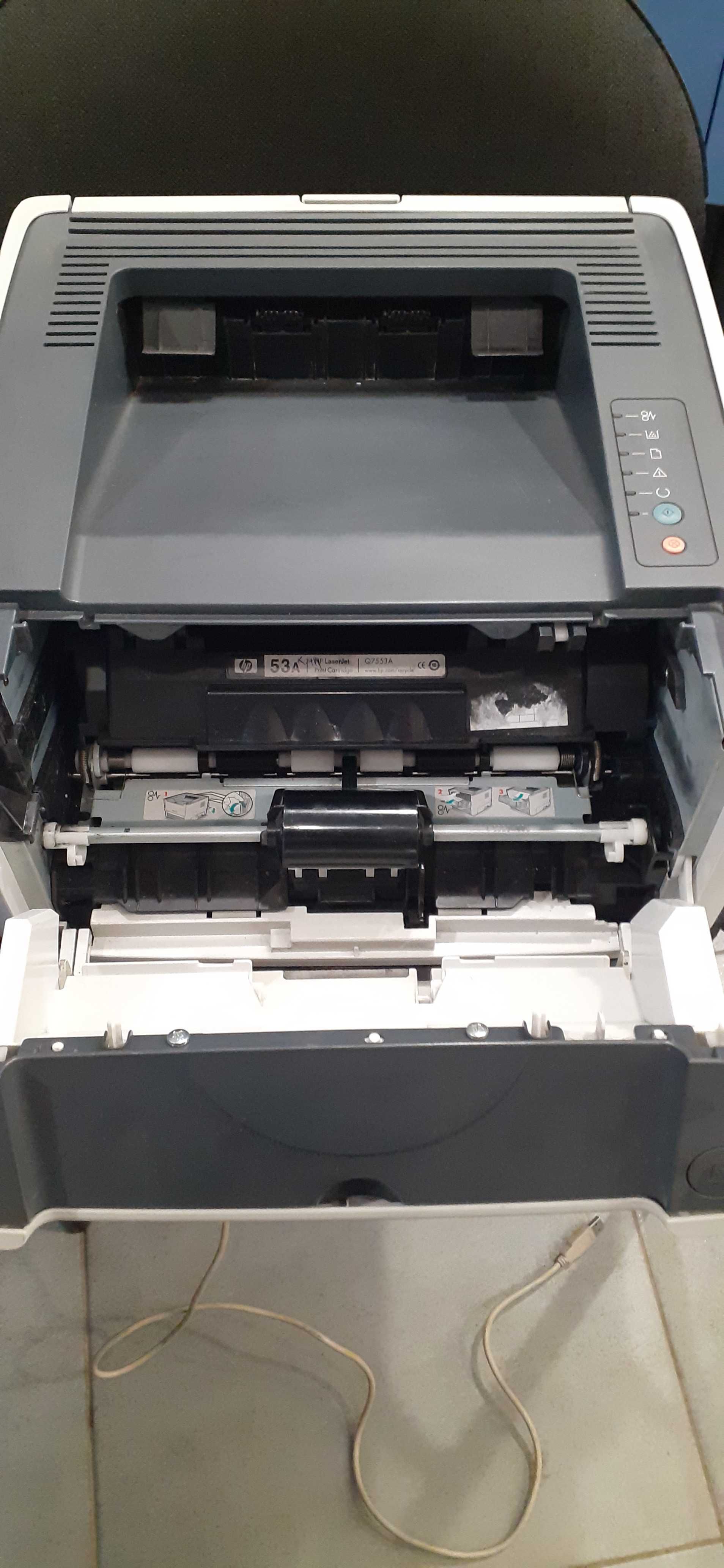 Принтер HP Laser Jet P2015