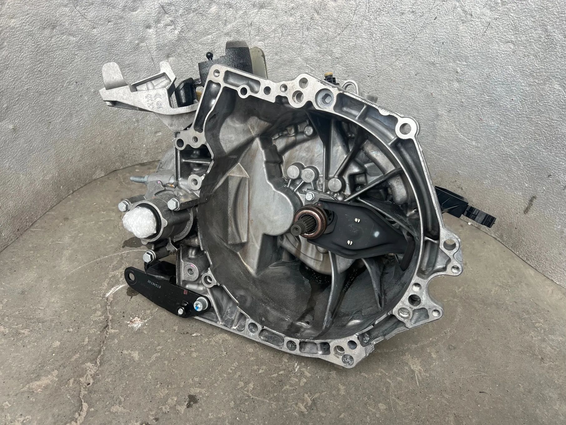SKRZYNIA BIEGÓW 20V248 PEUGEOT 208 2008 OPEL CROSSLAND X 1.2 PURETECH THP