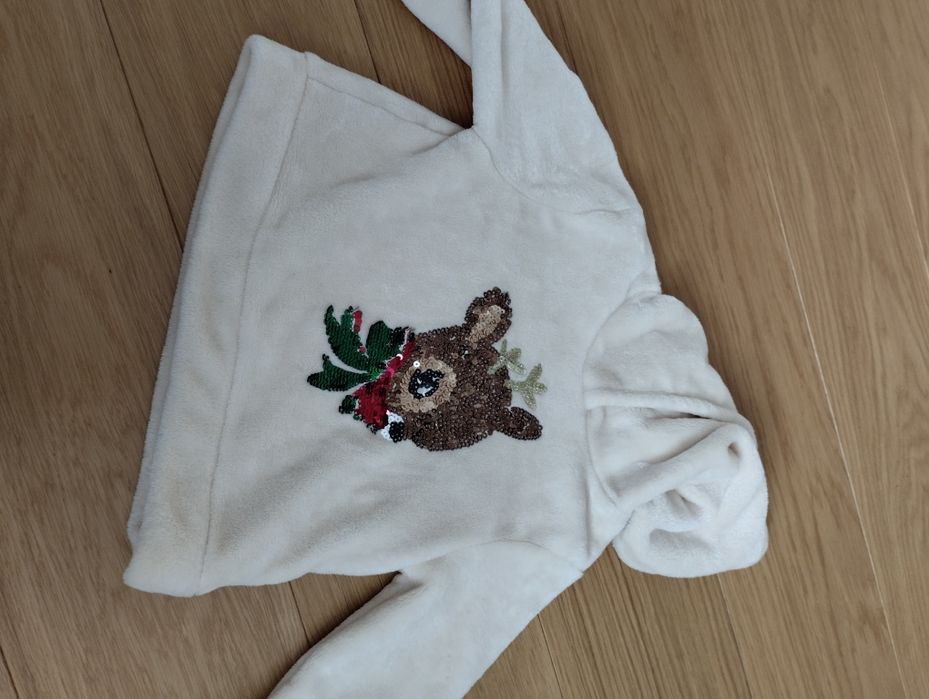 Bluza z sarenka rozm. 104