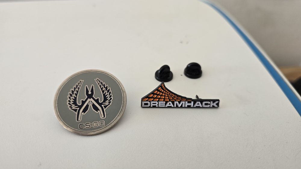 Cs:go fizyczne piny 2szt.