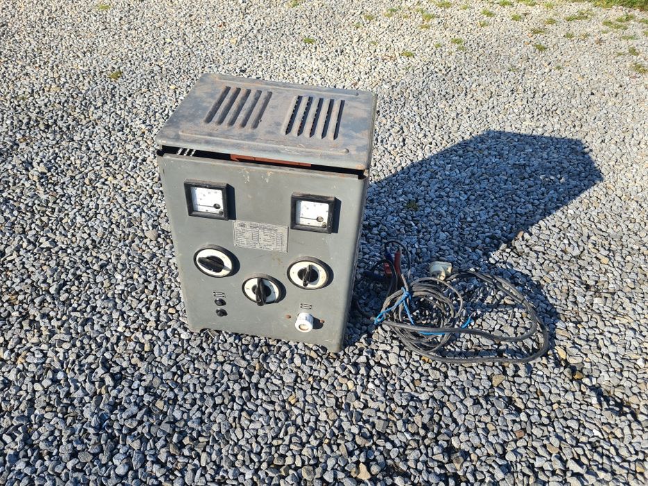 prostownik BESTER BZA 24/10 zespół prostownikowy prl 1975r