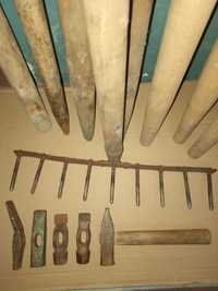 Продам хоз. инструменты: грабли, молотки, черенки и др.