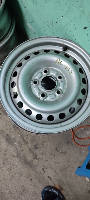 Felgi stalowe 15 / 5x114,3 ET 55