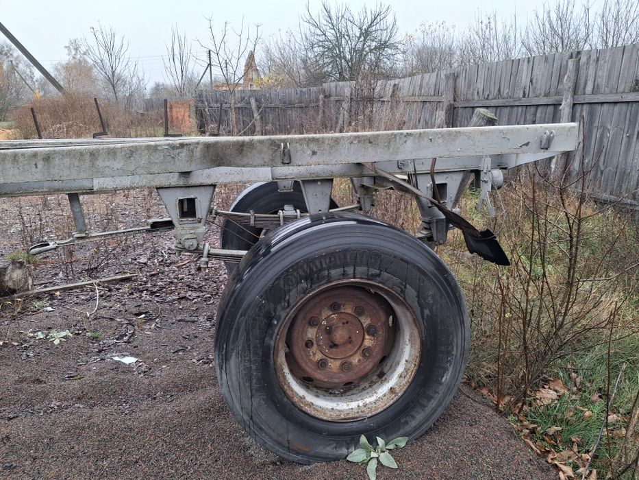 Прицеп зіл.камаз.