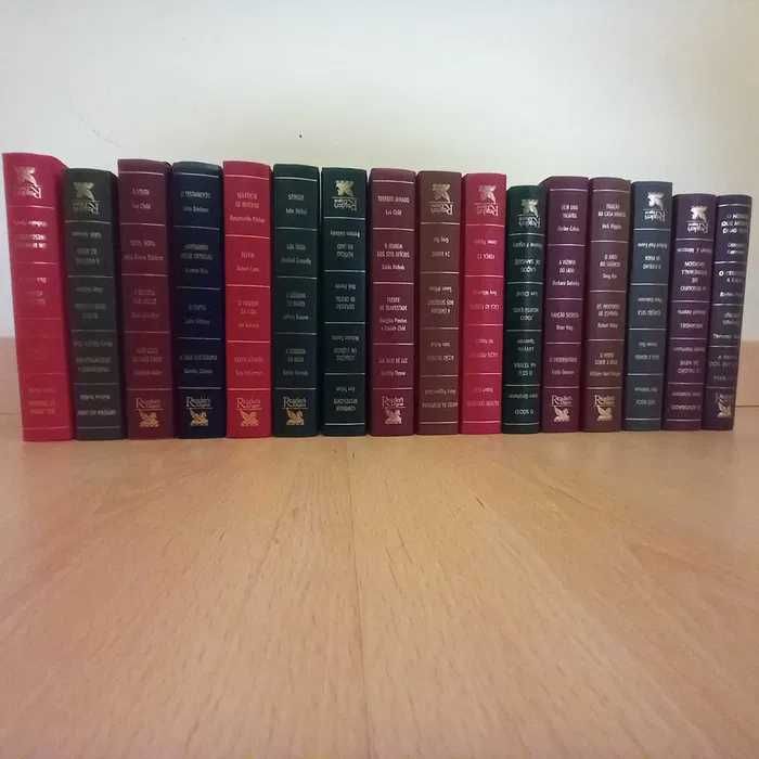 Vários Livros para venda.