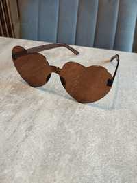 Okulary przeciwsłoneczne vintage plastikowe serca serduszka