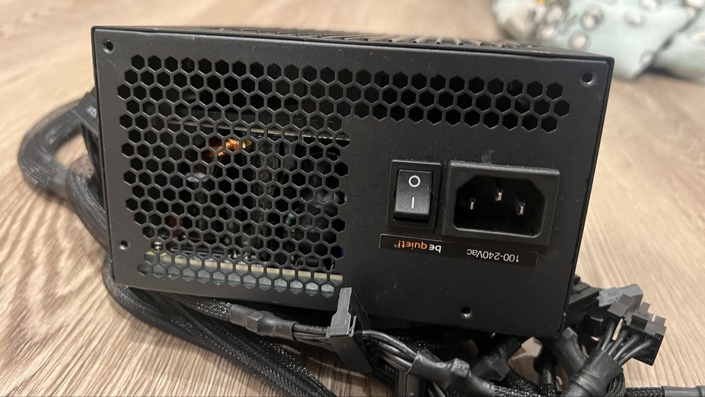Блок живлення Блок живлення Be Quiet! Pure Power 11 700W