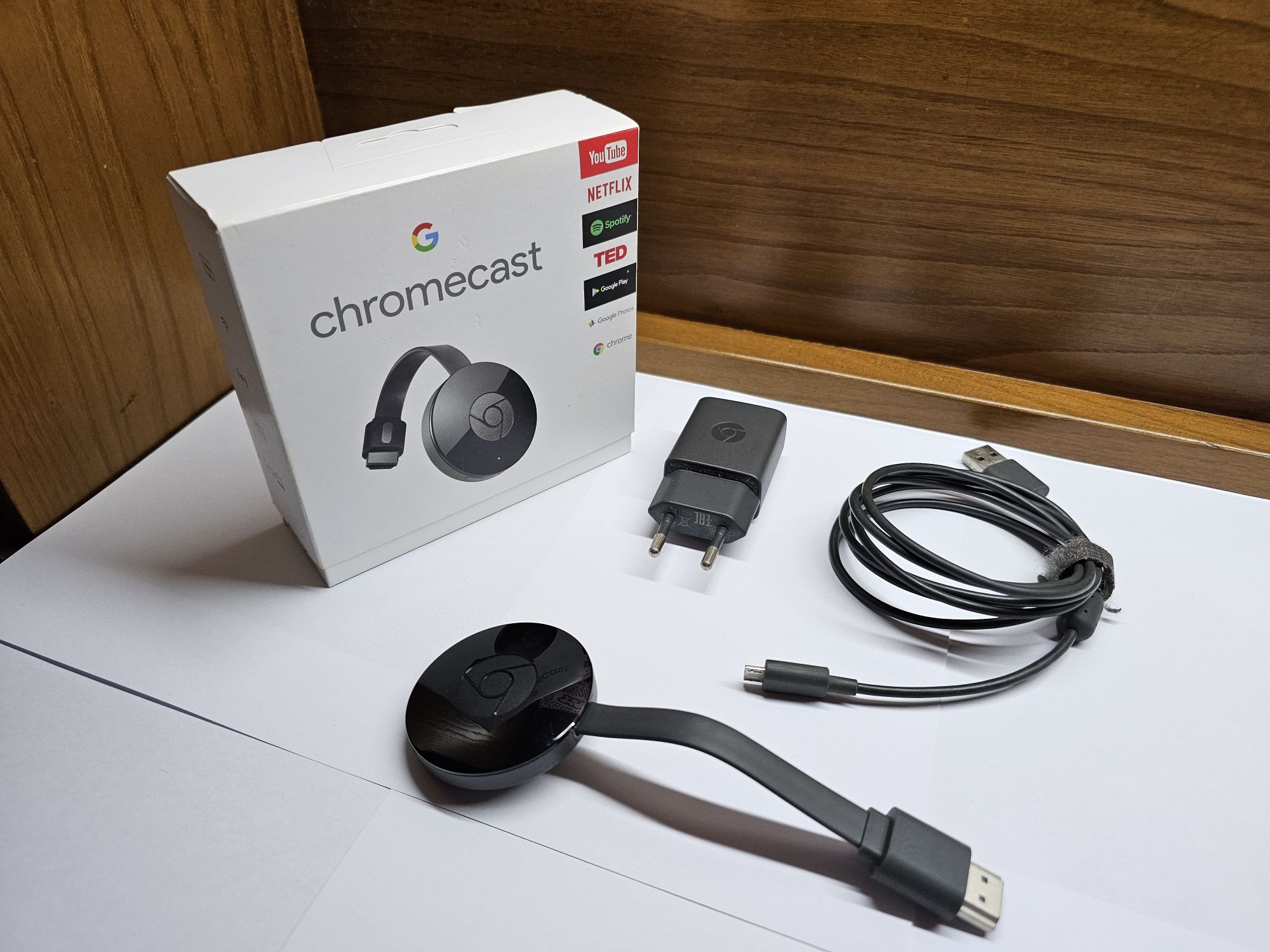 Google Chromecast 2 HDMI Streaming NC2-6A5