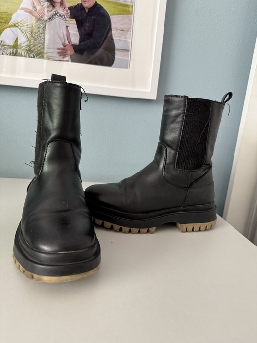 Шкіряні черевики на дівчинку 31 розміру