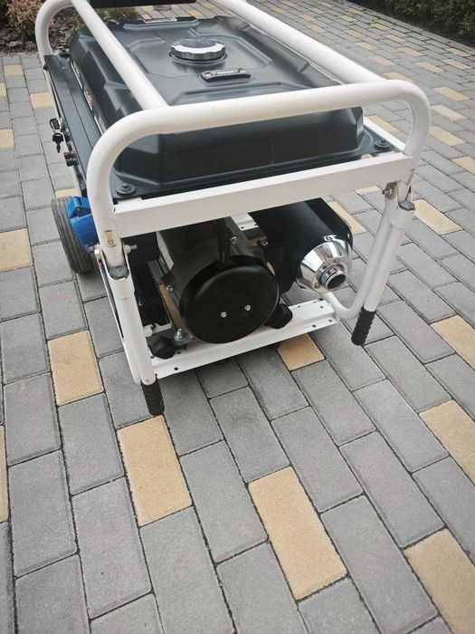 Бензиновий генератор Matari MX10000EA