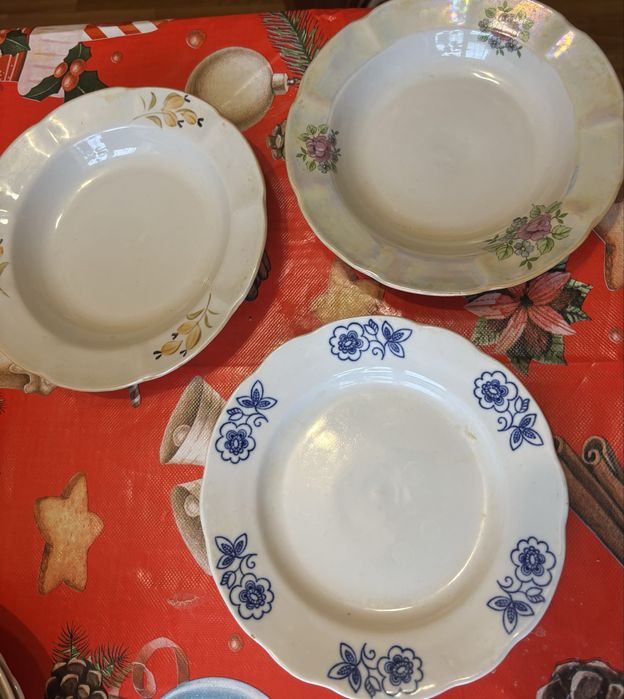 Тарілки різні вінтажні