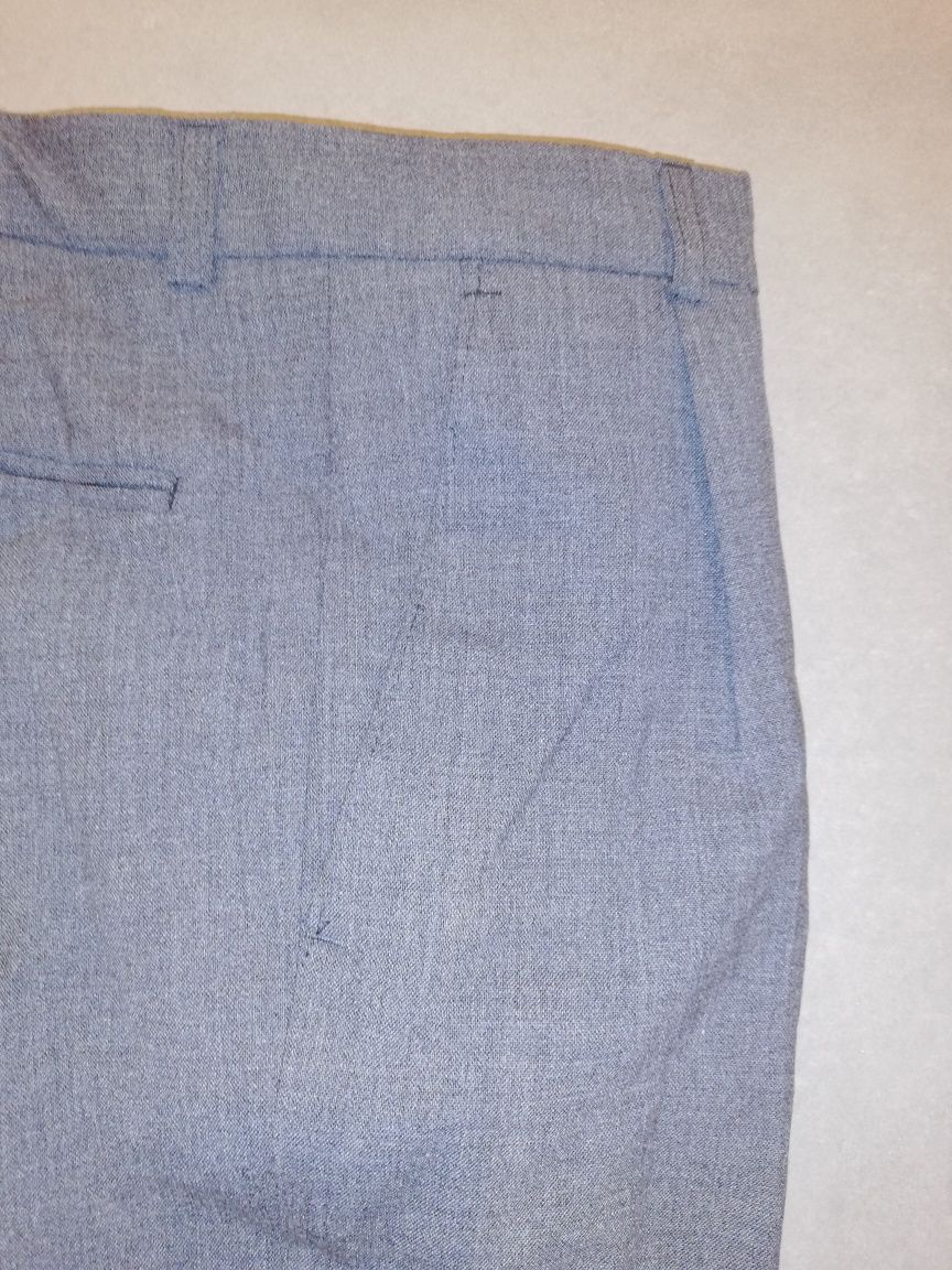 Calça clássica de homem T-38 - nova