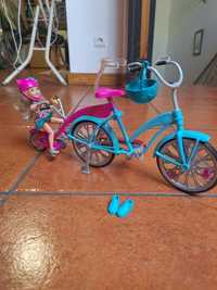 Bicicleta original Barbie acompanhada de boneca e acessórios