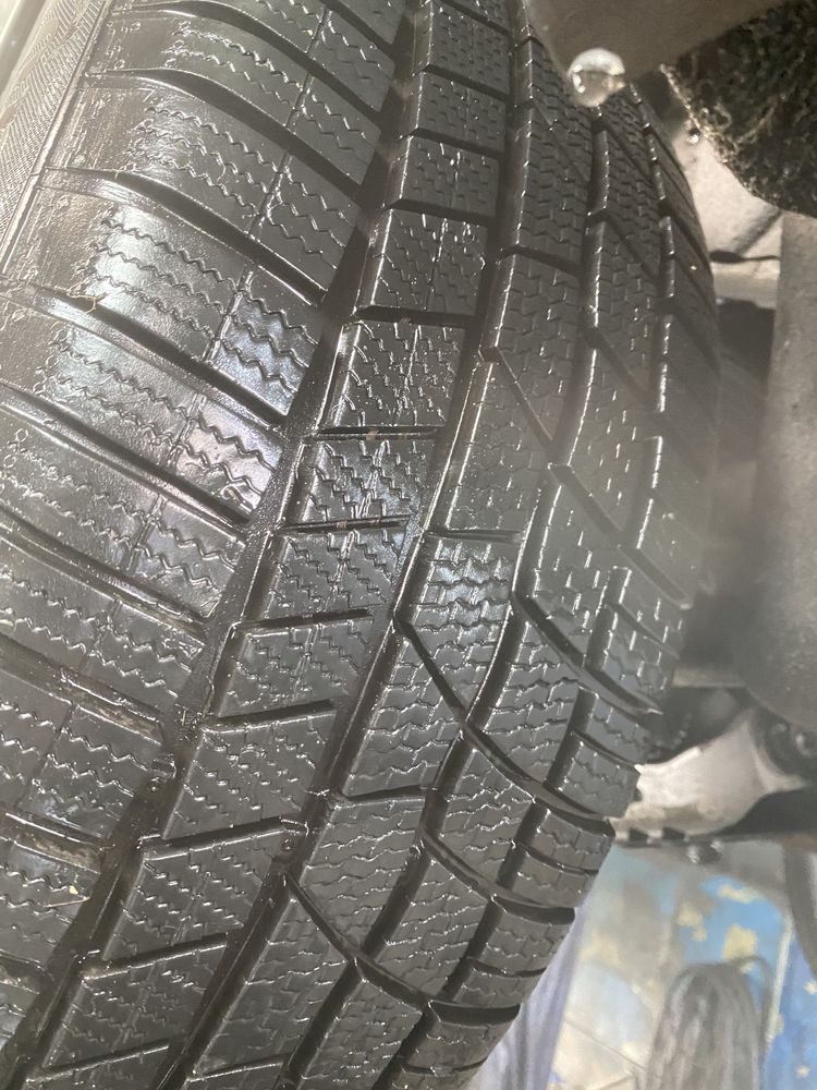 Зимова резина шини 255/60 r18 з дисками audi q7 4 m