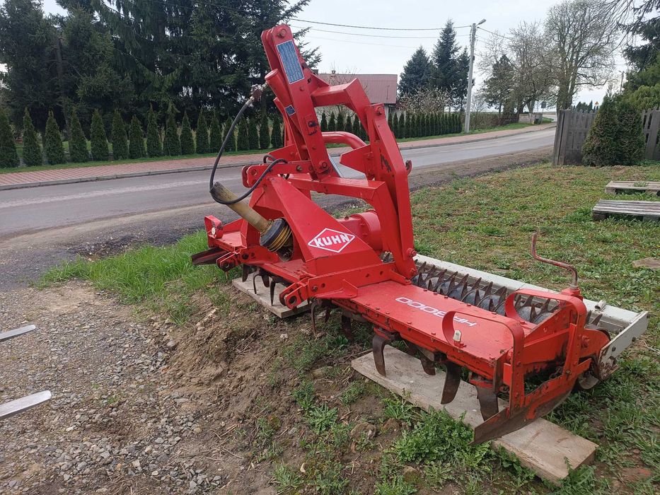 Brona aktywna Kuhn Hr3000