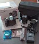 Máquina fotográfica - Canon EOS 2000D