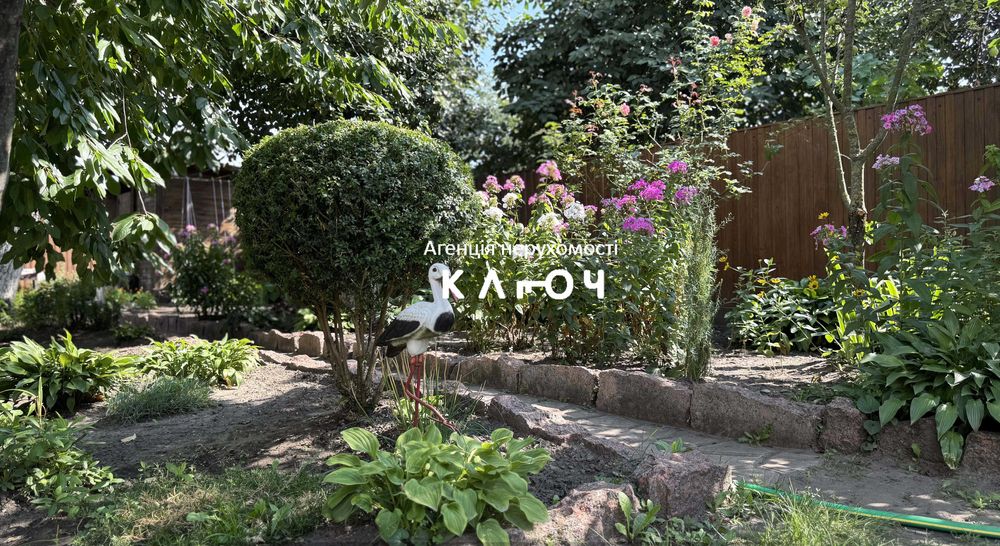 Продаж частини будинку, чудовий житловий стан, район Новомиколаївка