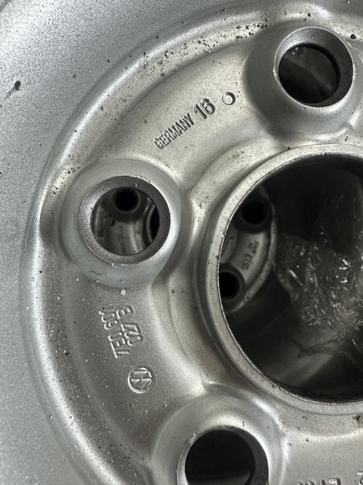 Диски штамповки залізні диски Р13, R14, r15, R16, R17 VW, Opel, Renaul