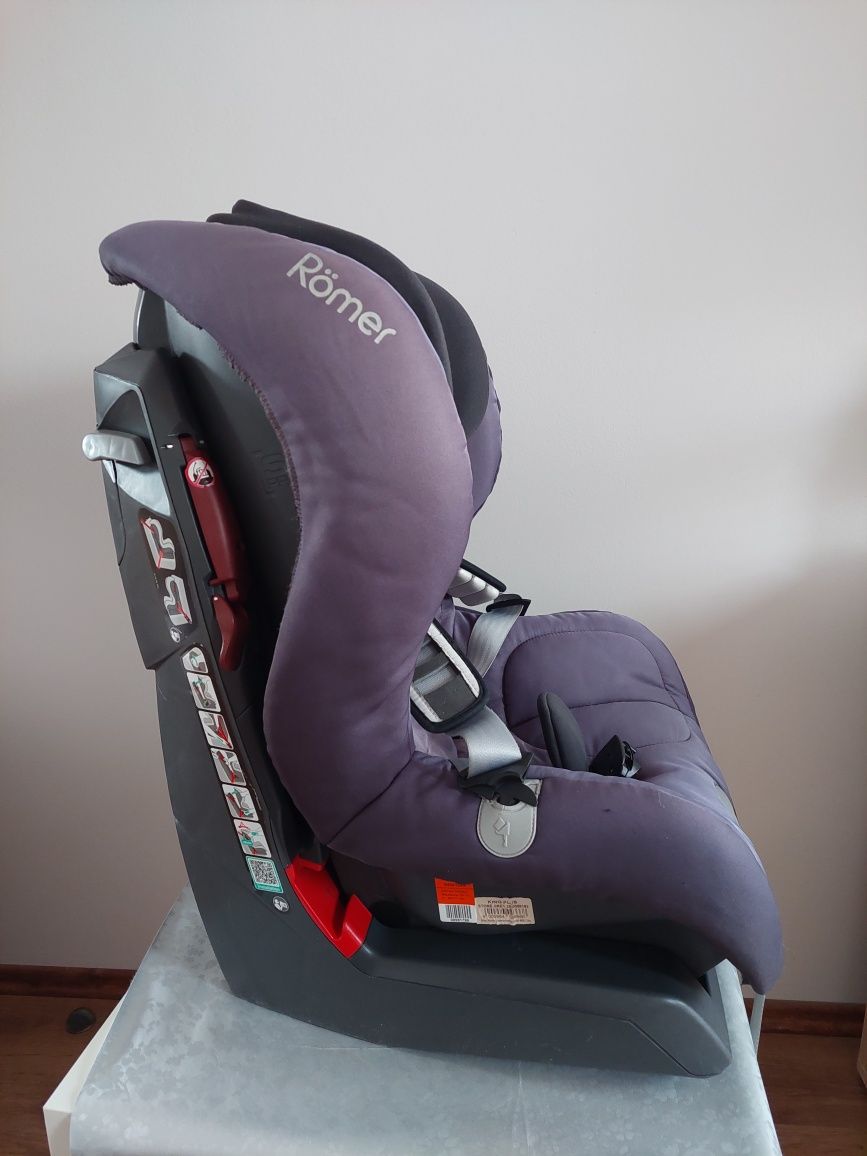 Sprzedam fotelki Britax Romer King Plus.