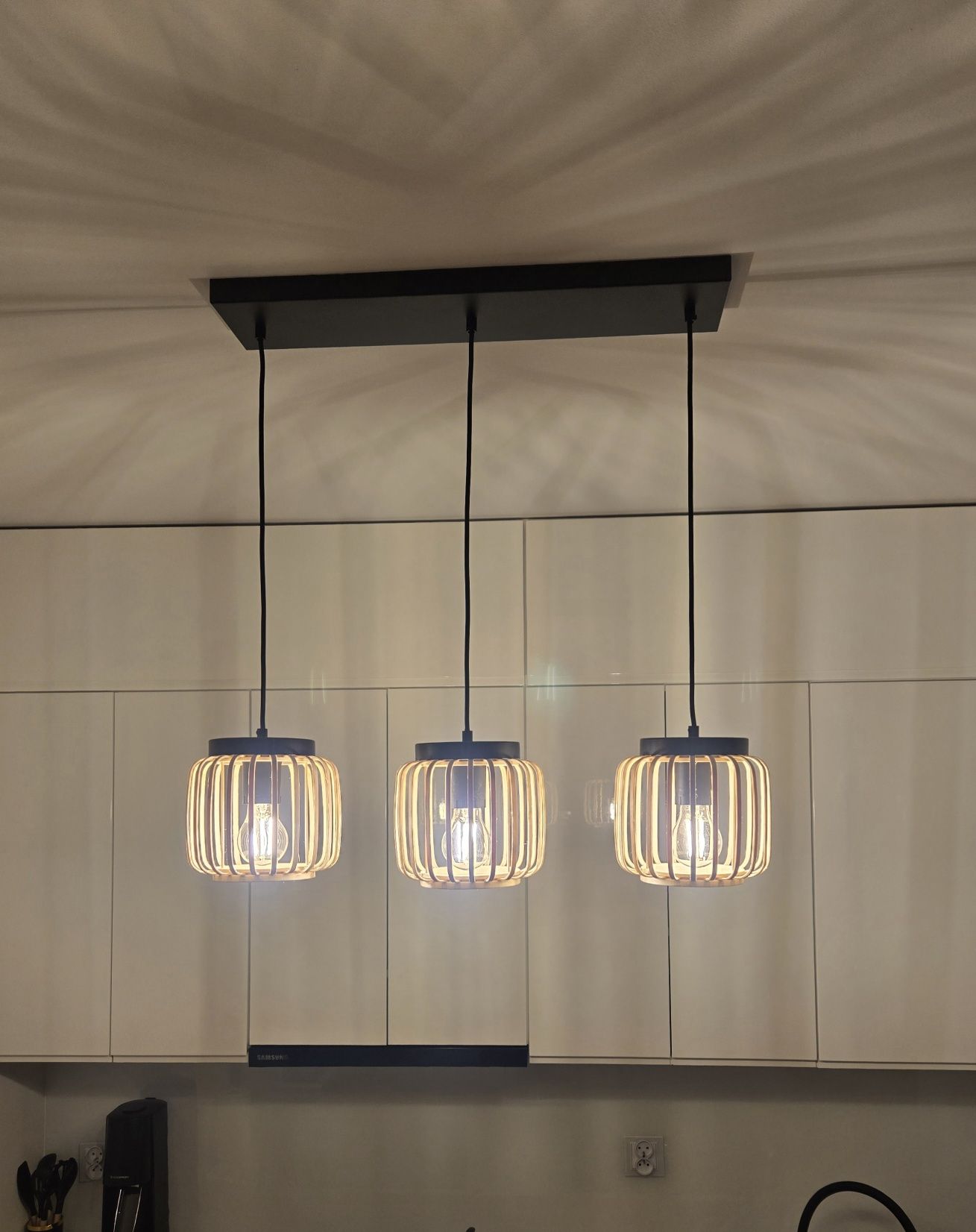 Lampa wisząca pecan czarno- beżowa