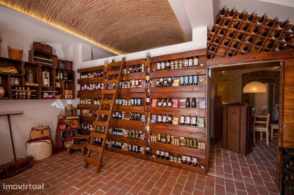 Moradia T4 Centro de Olhão C/ Garagem