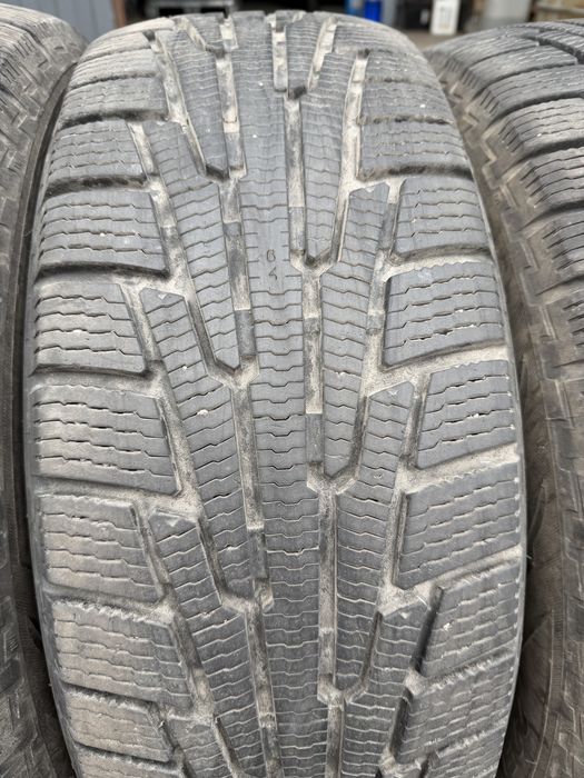 225/60 r17 Nokian Nordman