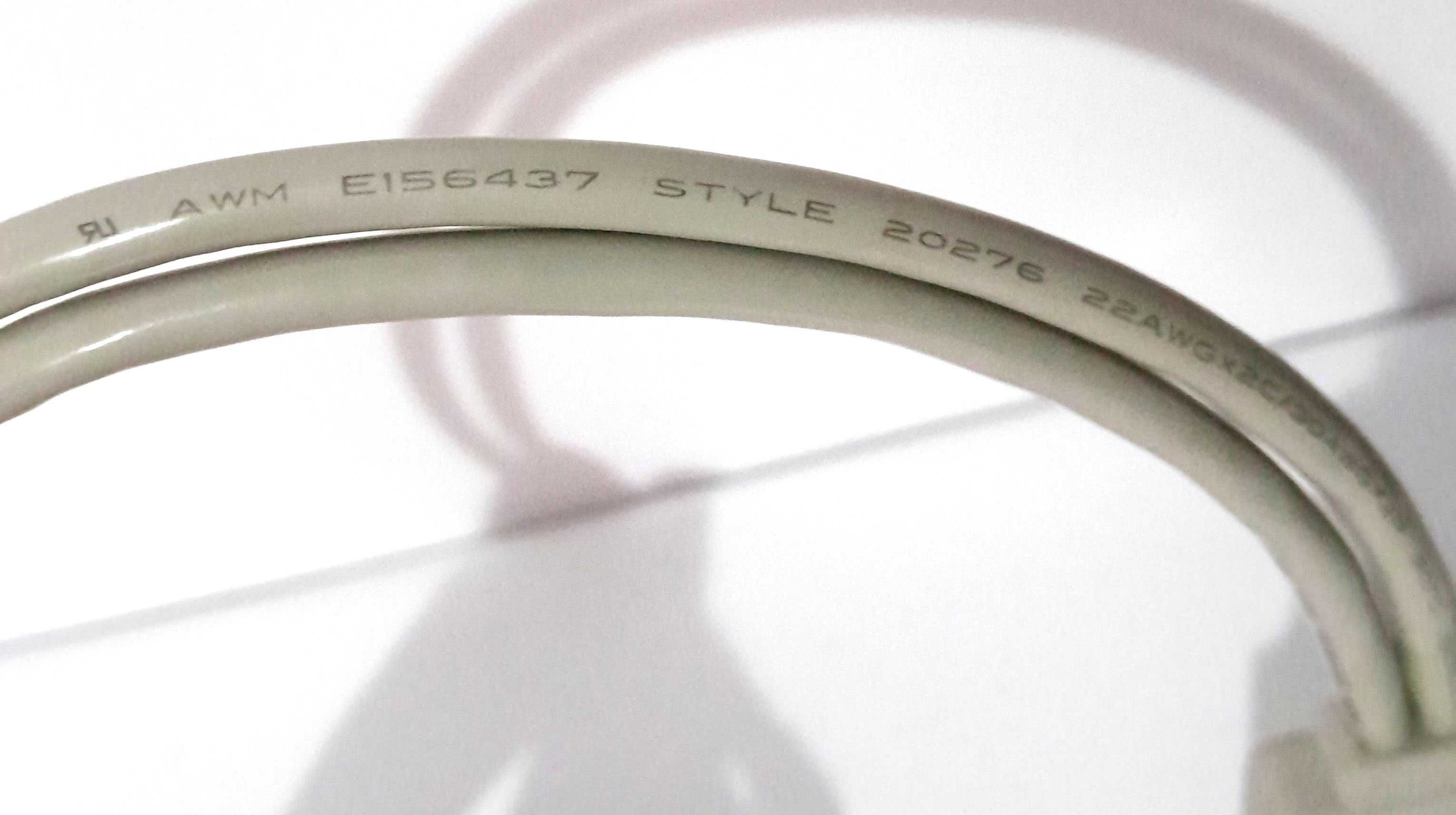 Porta Firewire com mini-firewire (usada)