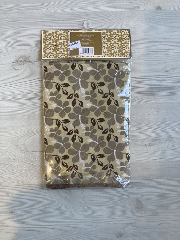 Fartuch kuchenny w kwiatki 60x75