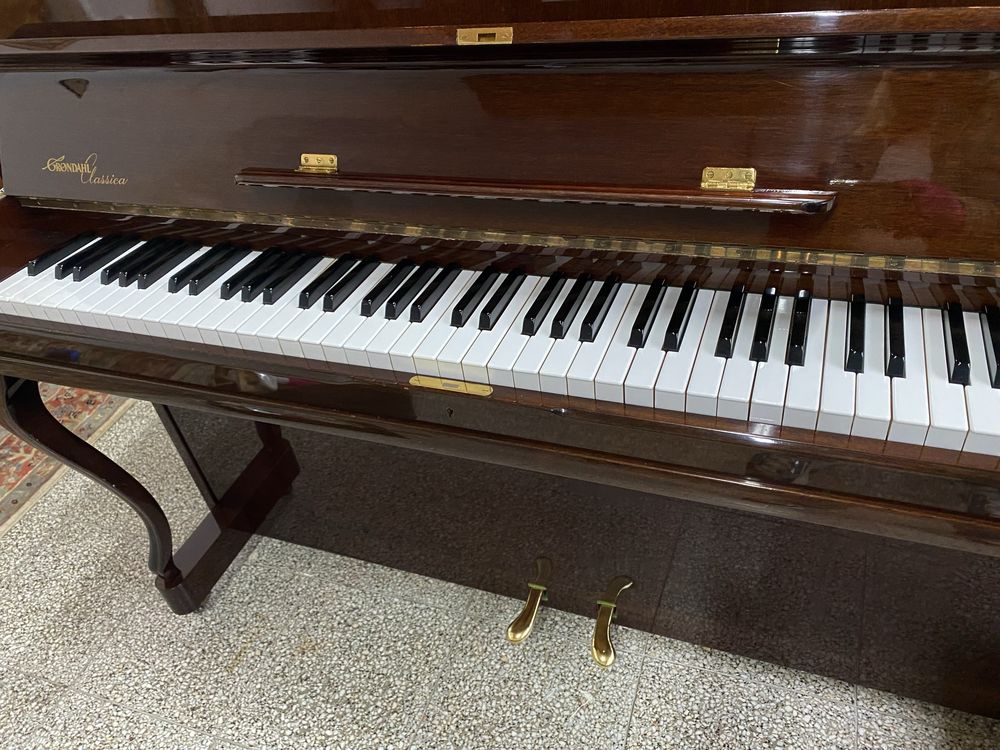 Piękne pianino Nordiska Classica