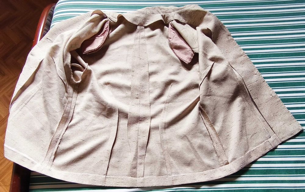 Blazer Manga Curta em bege com riscas - Tamanho 42