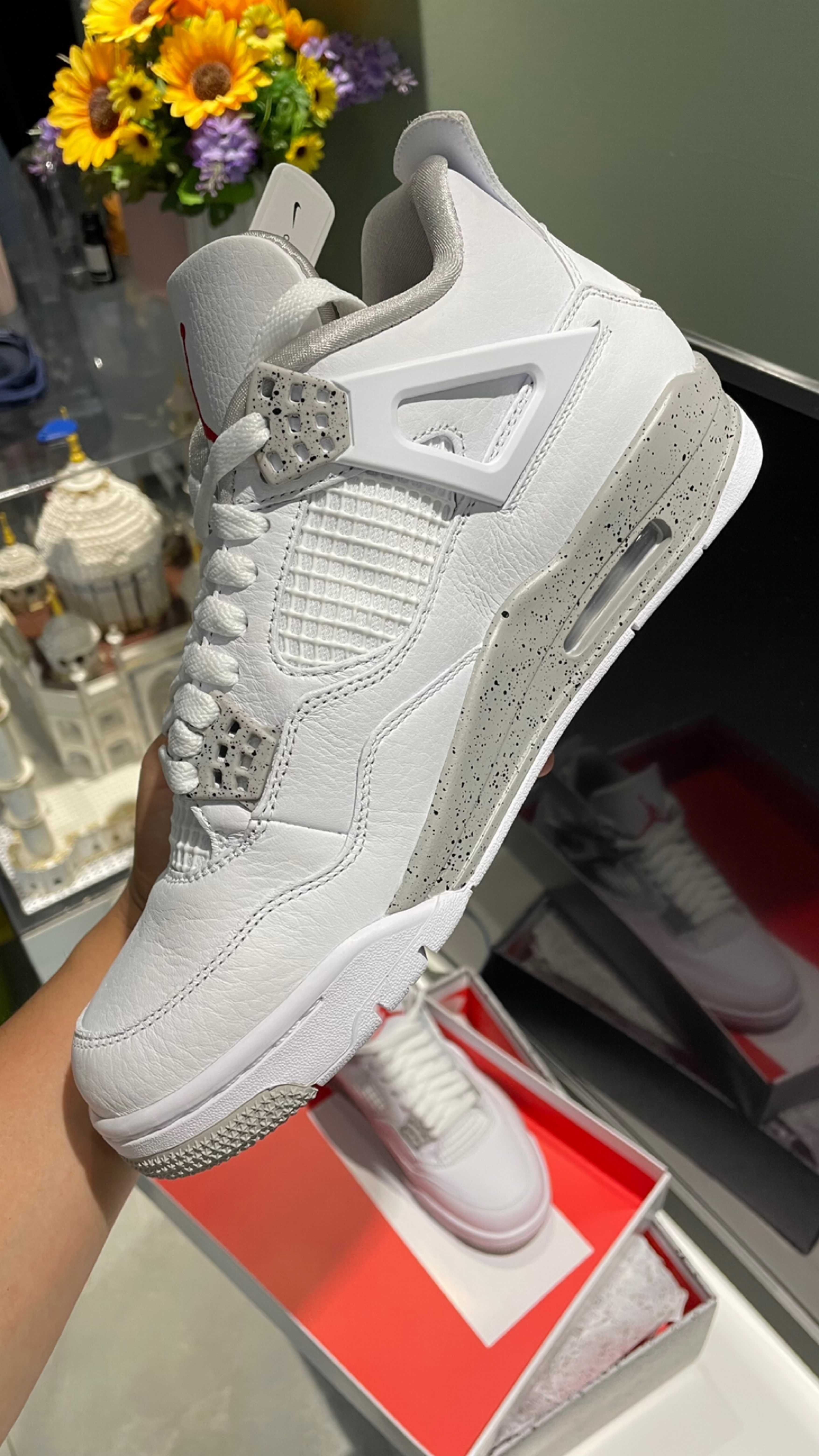 Jordan 4 Retro Białe Oreo Buty codzienne nowe z metką R.37.5