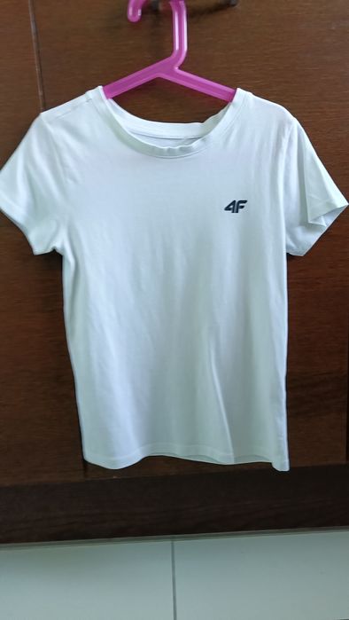 Biała koszulka t-shirt 4f 134/140 sportowa