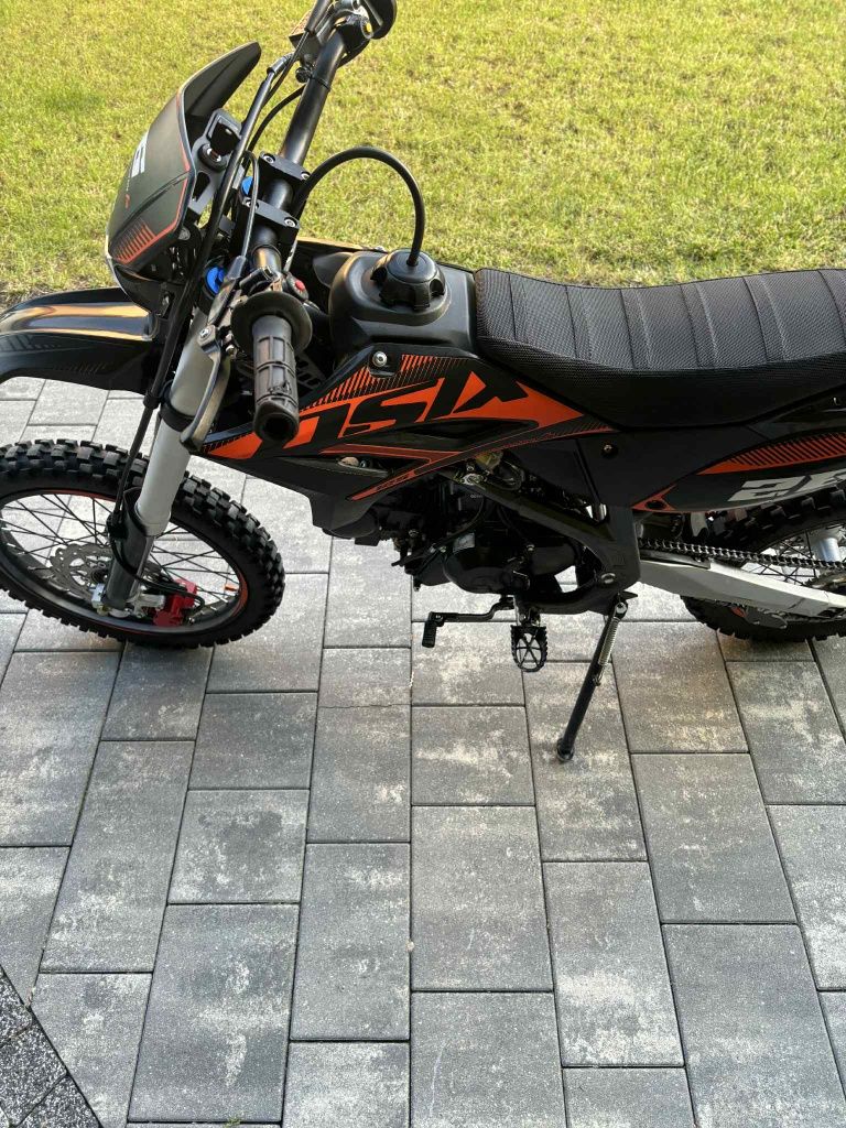 Cross asix 125..