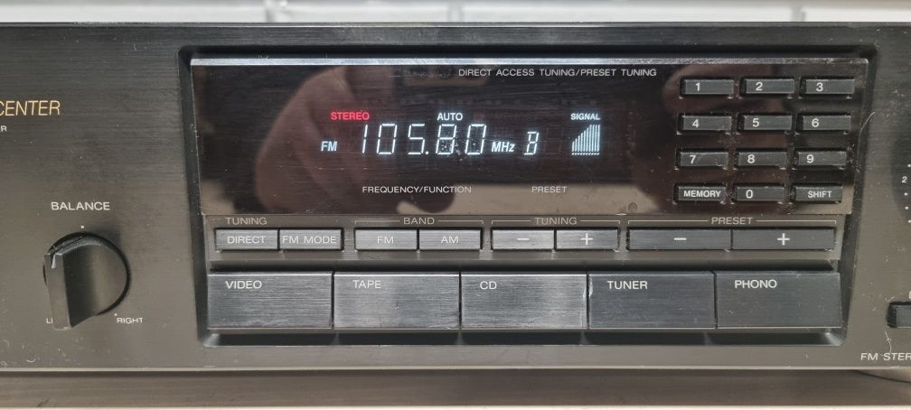 Amplituner stereo SONY STR-AV220.