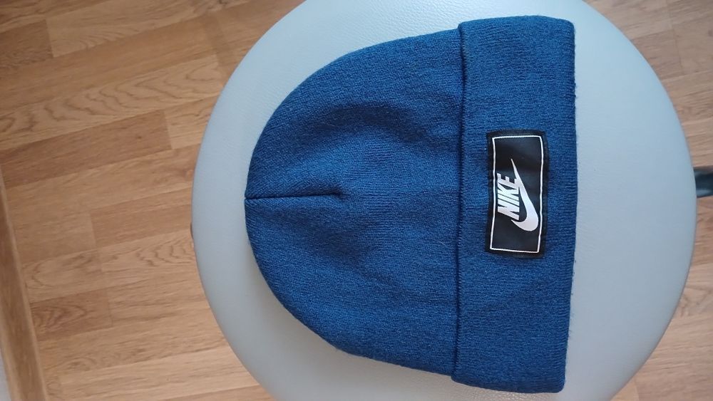 Шапка  на флісі Nike 8-11років.