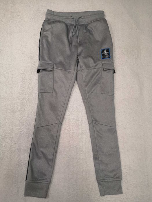Szare spodnie dresowe sportowe dresy joggery bojówki Beck&Hersey 36