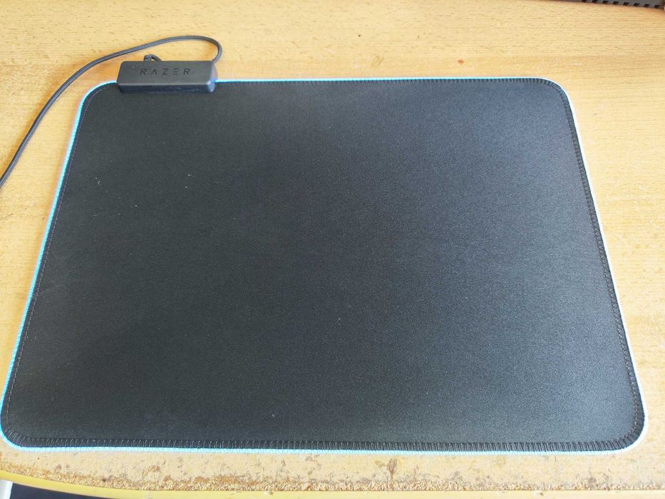 Rato Logitech G502 e Tapete Razer