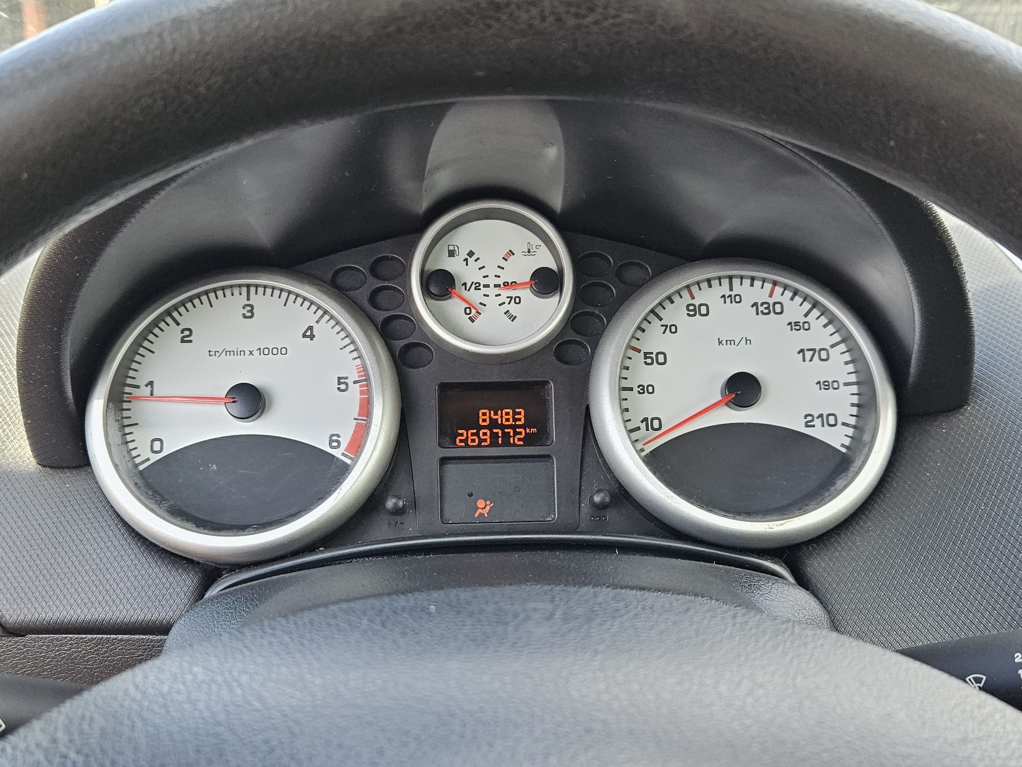 Peugeot 207 1.4 HDi 2009r.