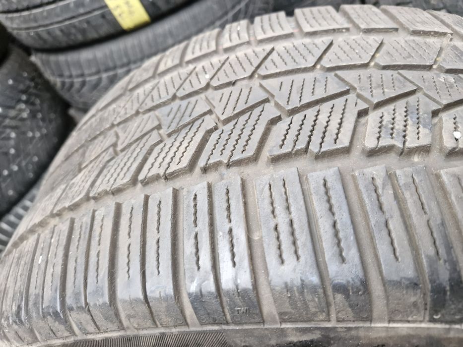 Шина гума 235 45 18 пара