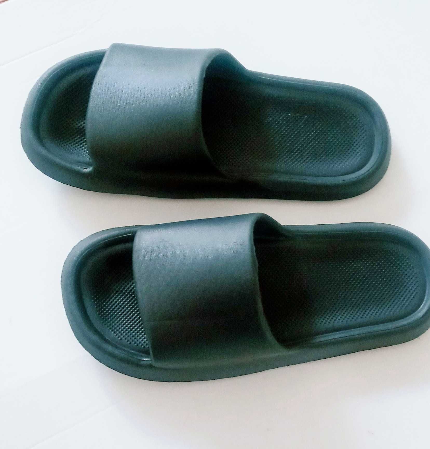 Klapki unisex czarne