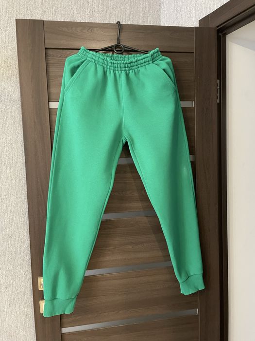 Костюм жіночий утеплений.