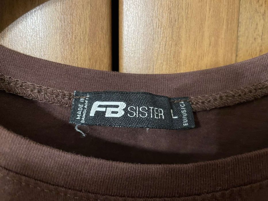 Футболка жіноча