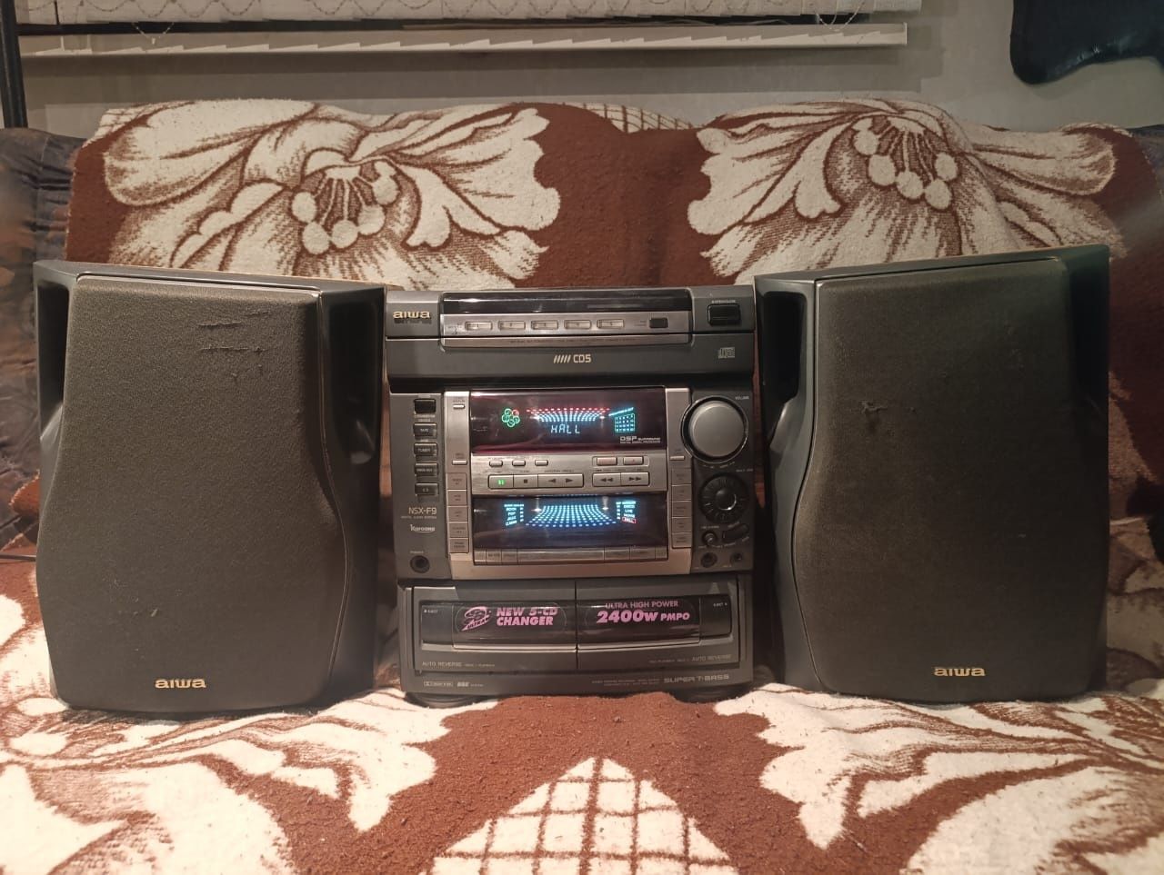 Акустика от Музыкального центра Aiwa Nsx F9. Звук! (только колонки!)