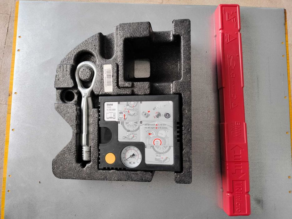 Compressor de ar auto , com triangulo para  BMW X1