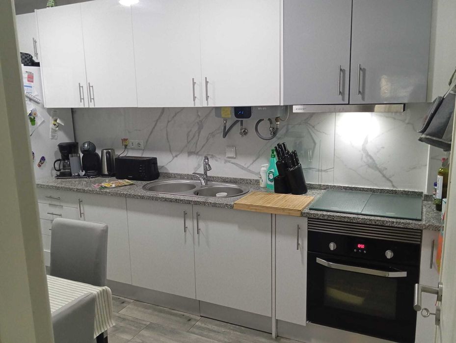 Vendo T1 + 1 na Amadora com Garagem e Quintal