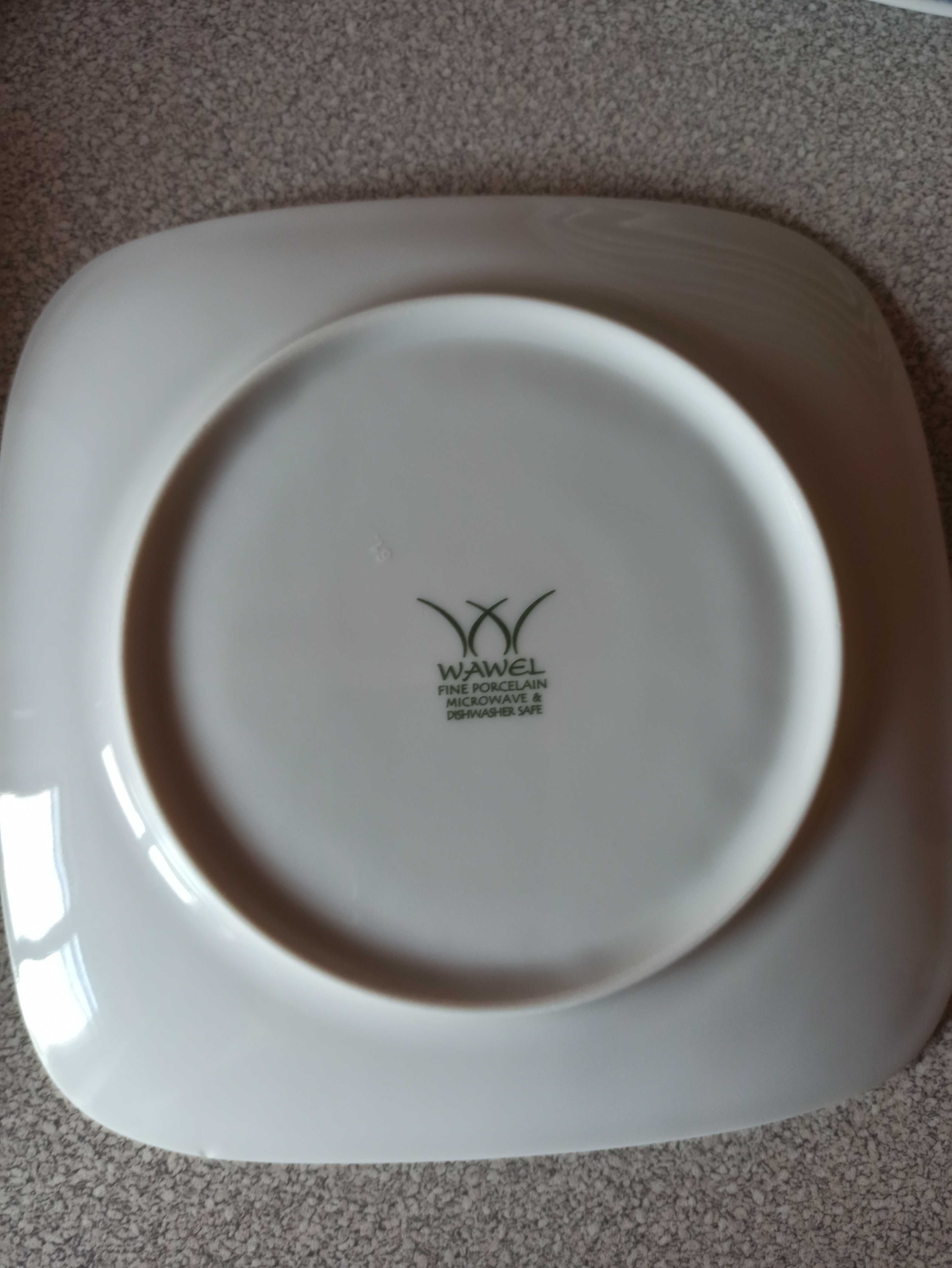 Talerze z Fabryki Porcelany Wawel
