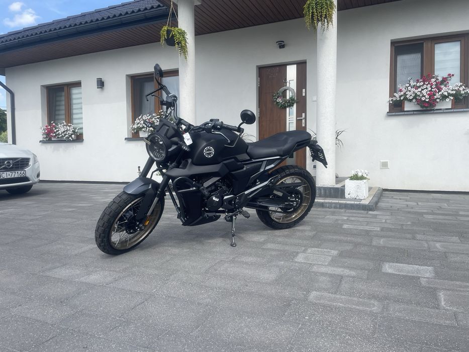 Motocykl ZONTES G1