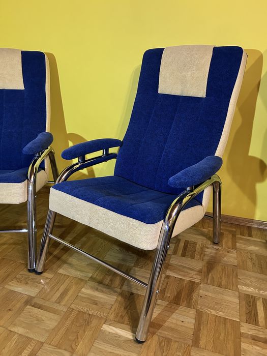 Zestaw wypoczynkowy wersalka rozkładana dwa bardzo wygodne fotele