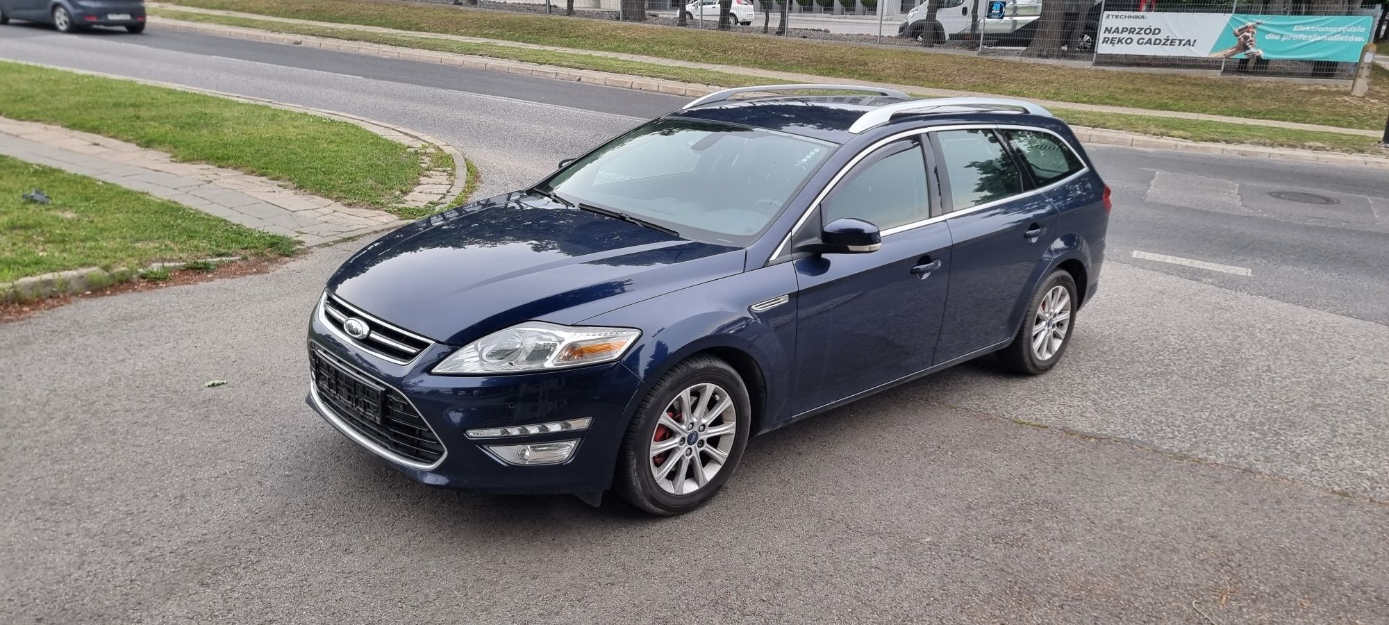 Mondeo mk4 lift 1.6 ecoboost lampa zderzak maska blotnik kolor e6